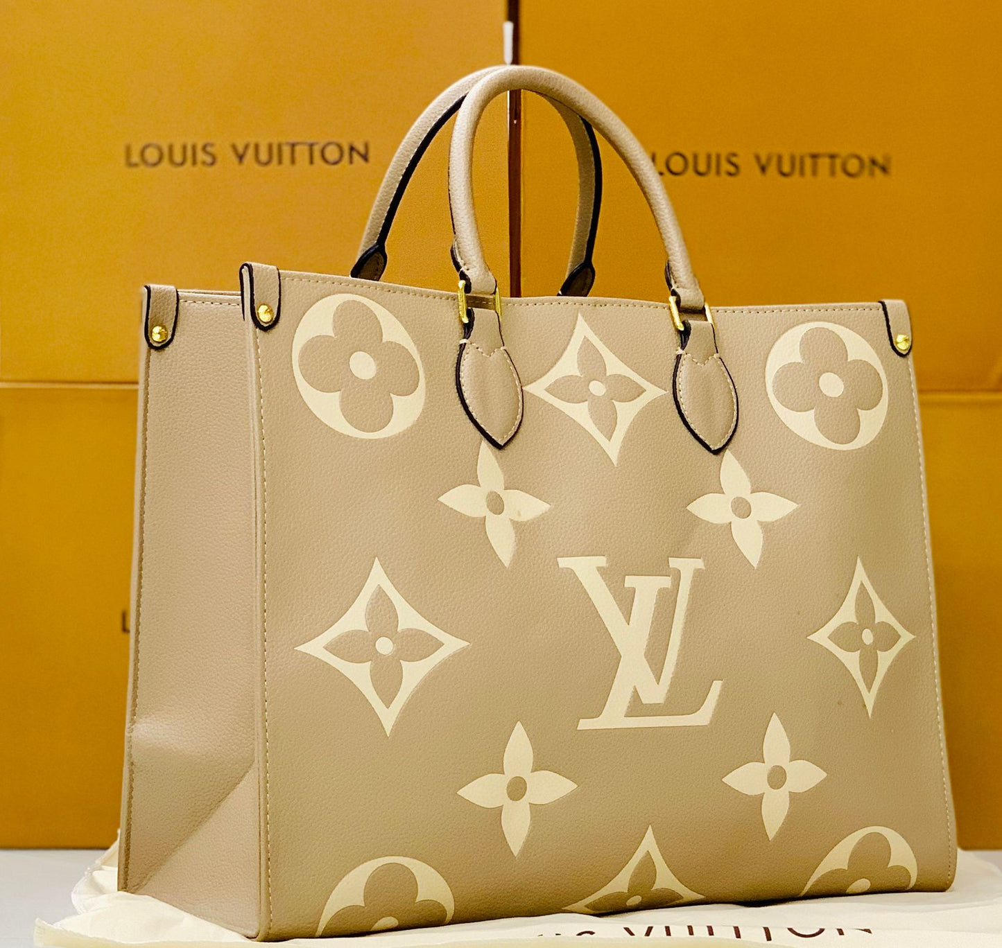 Louis Vuitton On The Go(Large)