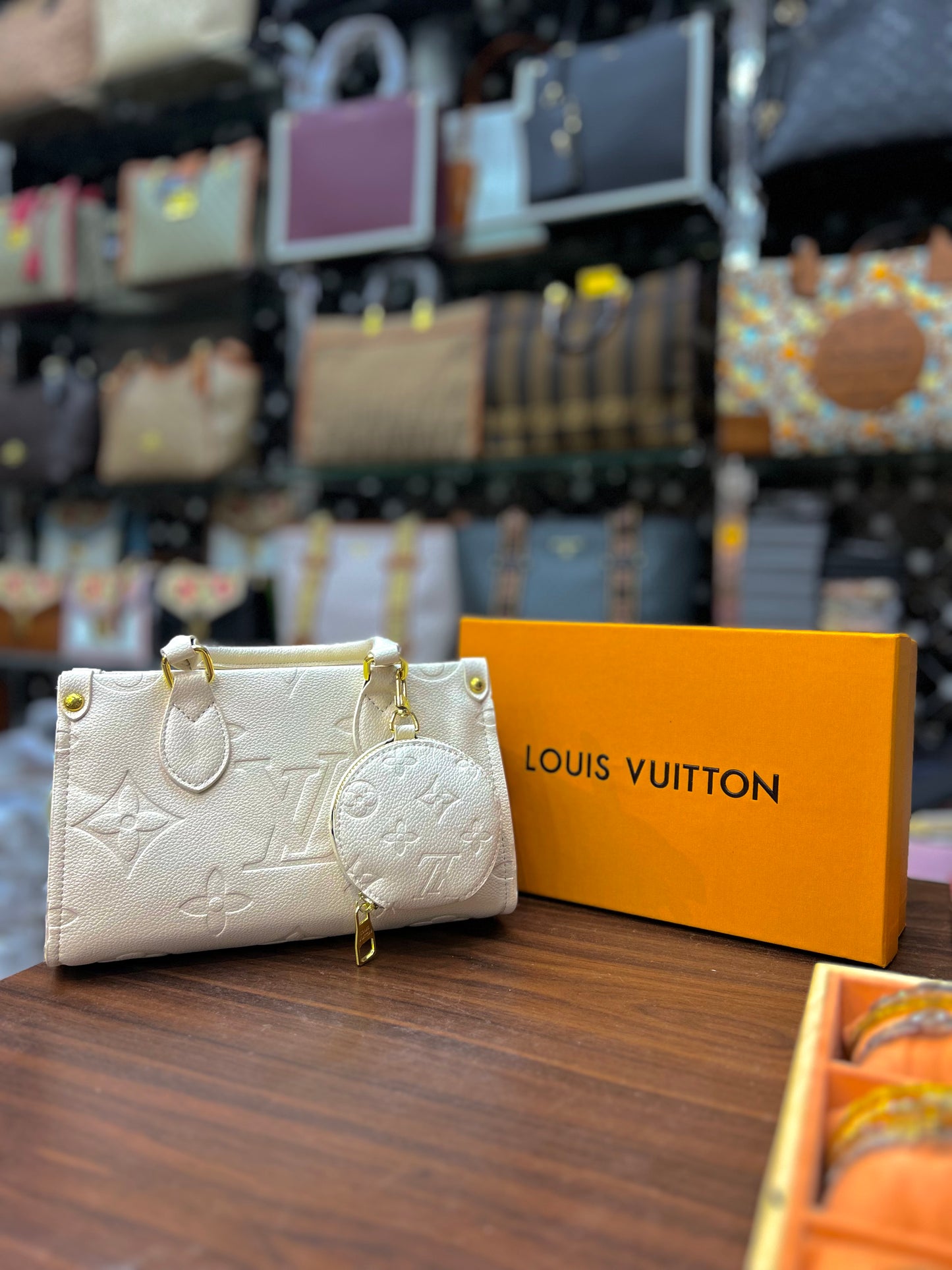 Louis Vuitton Lv On The Go East West