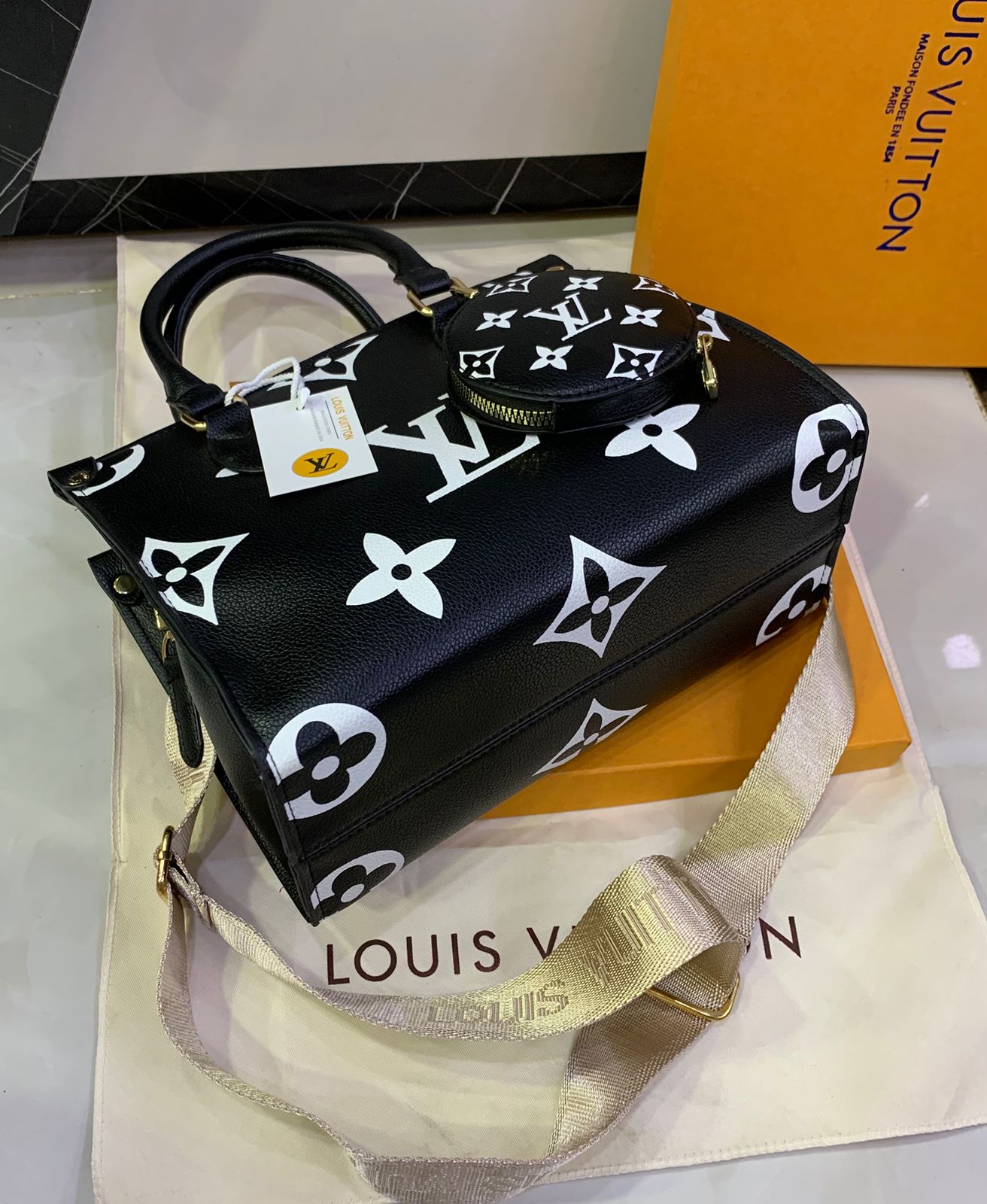 Louis Vuitton On The Go